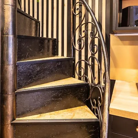 Le Cocon De La Cour Valenciennes