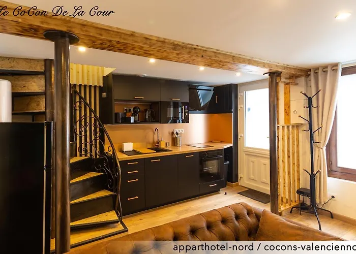 Le Cocon De La Cour Valenciennes